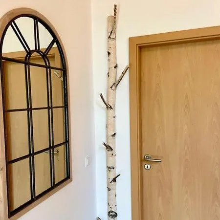 Bachrauschen Apartment Schona